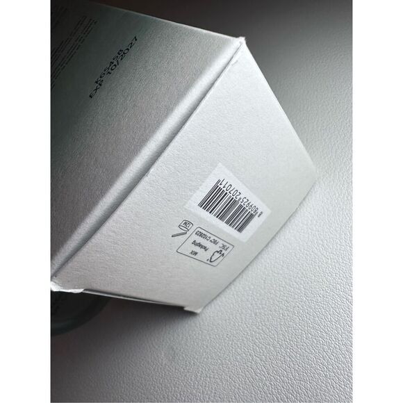 Hanyul Artemisia Soothing Toner with Centella Asiatica and Panthenol 150ml - Picture 5 of 6